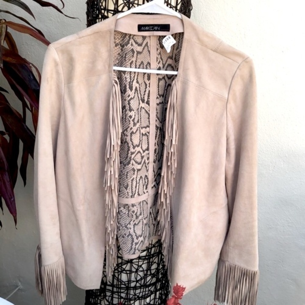 Marc Cain Tan Leather Suede Cropped Fringed light weight jacket size small - Picture 2 of 6